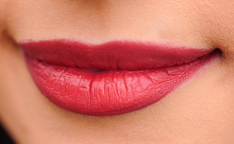 Lippen rot
