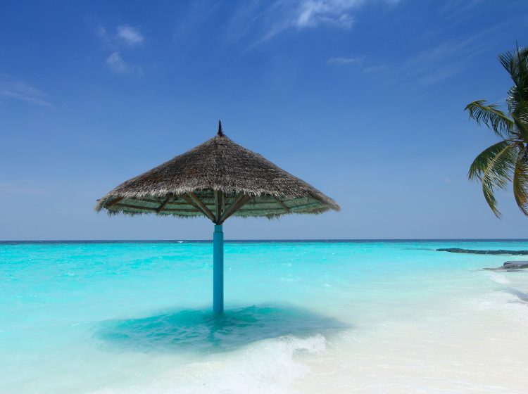 Malediven Strand Sonnenschirm